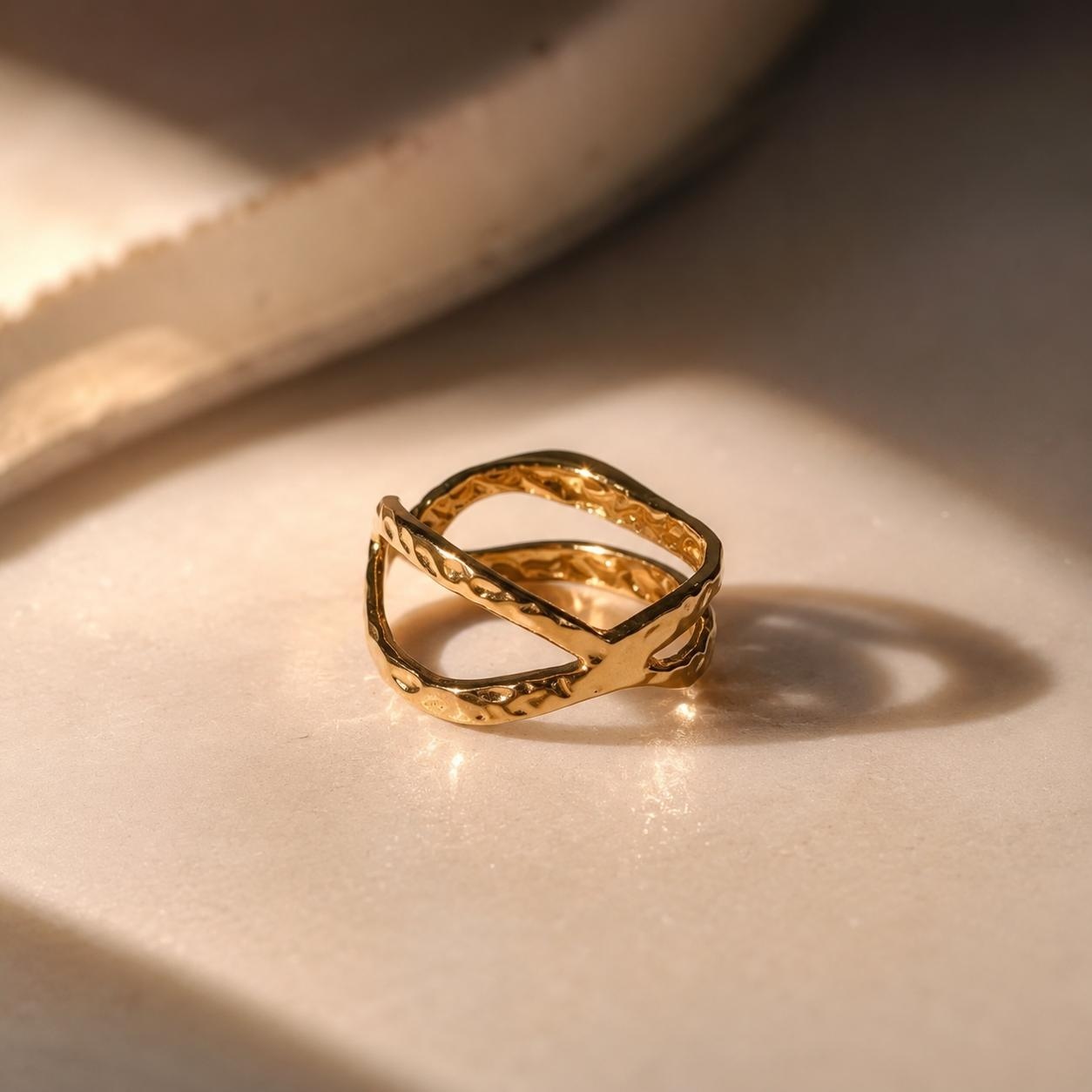 Anillo Lazos Cruzados, fotografía 1
